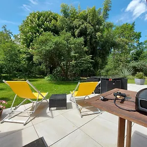Appartement Centre St Jorioz : Et Spacieux Avec Terrasse Et Jardin Privatif, Saint-Jorioz
